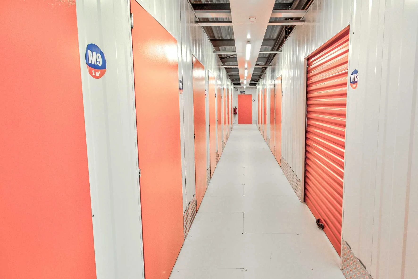 large gamme de box de stockage en intérieur chez mondialbox quimper